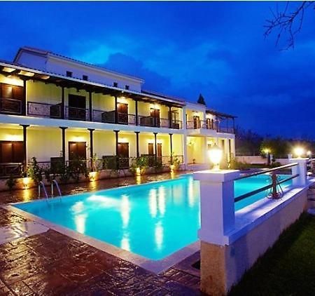 Guesthouse Michobeis Kamarína 外观 照片