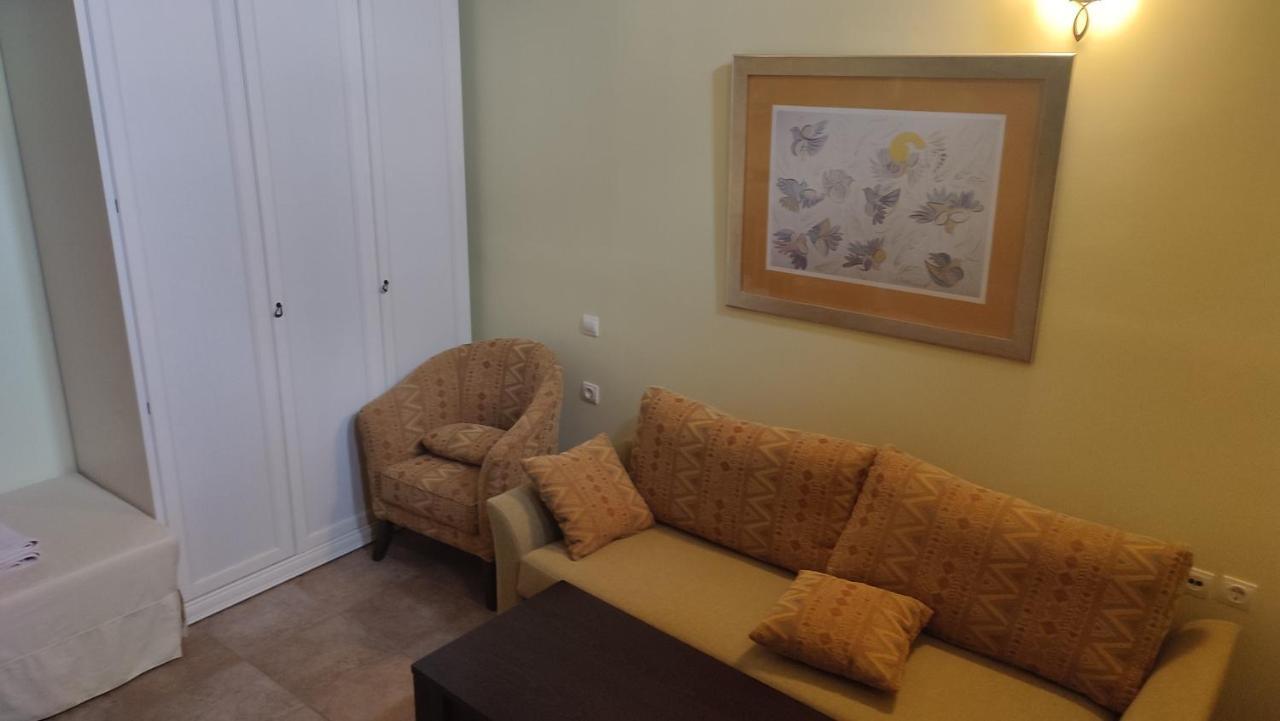 Guesthouse Michobeis Kamarína 外观 照片